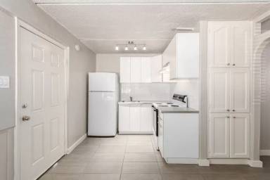 Main picture of 769 E Pierce St Apartments