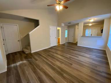 Main picture of 3409 Squirrel Dr