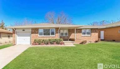 Main picture of 1309 Dorchester Dr