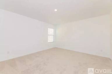 Main picture of 501 Meadowbrook Dr