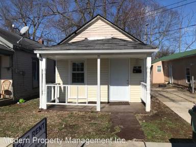 Main picture of 717 Lancaster Ave