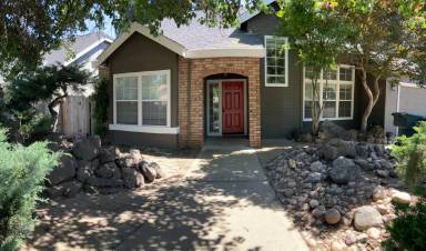Main picture of 2704 Snyder Ave