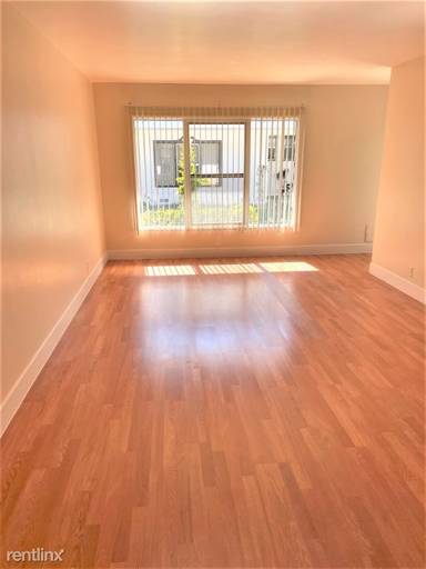 Main picture of 170 S Chester Ave