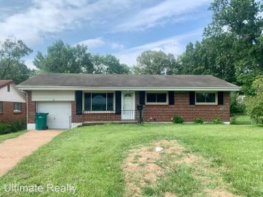Main picture of 940 Lebon Dr