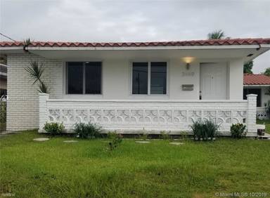 Main picture of 3449 SW 4th St