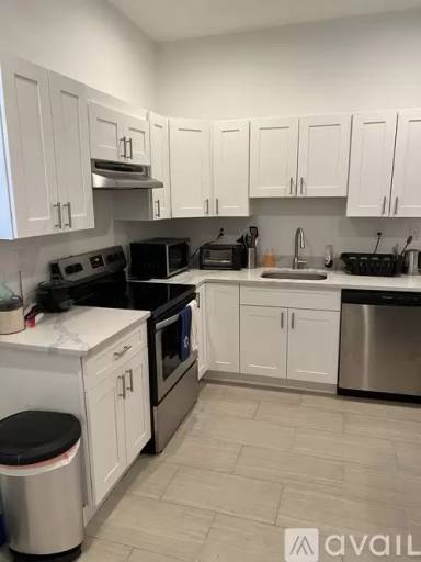 Main picture of 2416 N Calvert St