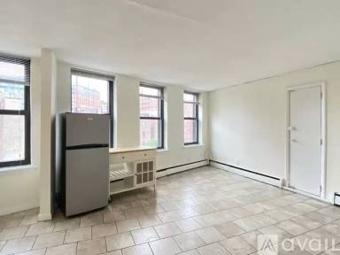 Main picture of 5 N Margin St