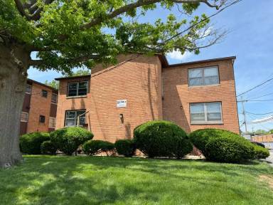 Main picture of 308 Robinhood Ln