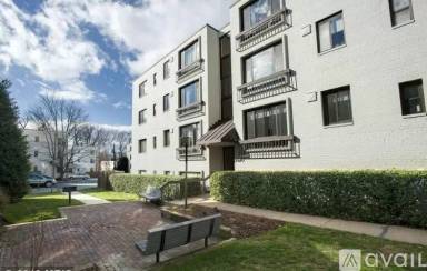 Main picture of 2610 Tunlaw Rd NW