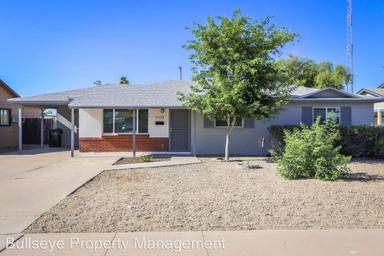 Main picture of 2123 W 1st Pl