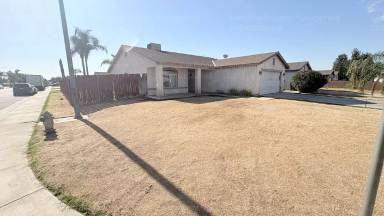 Main picture of 7400 Cross Glade St