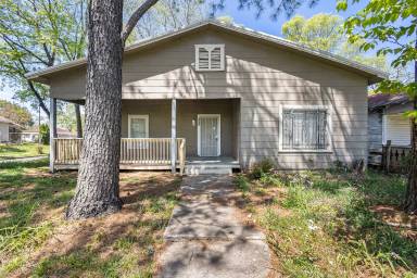 Main picture of 1422 Avenue J
