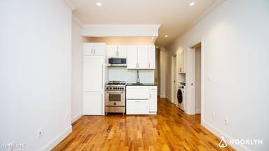 Main picture of 440 W 47th St