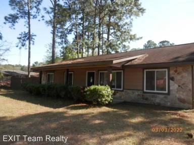 Main picture of 101 Community Rd