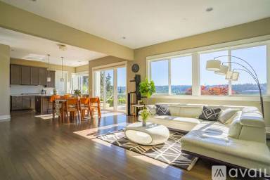Main picture of 15357 NE 107th Way
