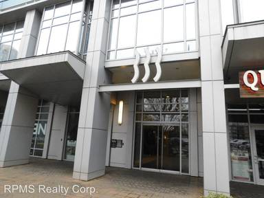 Main picture of 500 West Trade