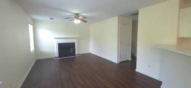 Main picture of 2895 Gallery Grv