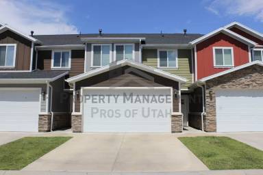 Main picture of 2150 Carson Ave