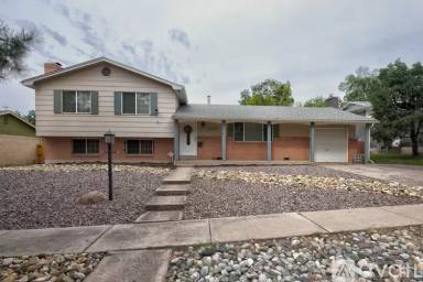 Main picture of 2122 Clarkson Dr