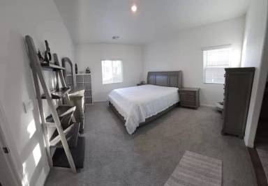 Main picture of 1671 Douglas Creek St