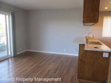 Main picture of 2228 Chatsworth Blvd