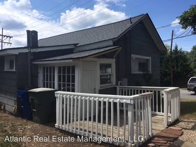 Main picture of 402 Providence Rd