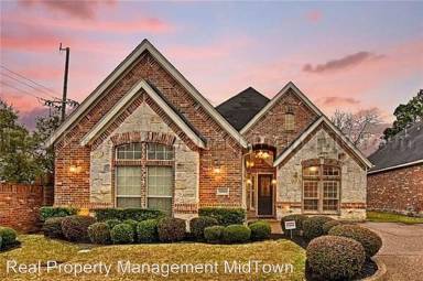 Main picture of 3800 Park Valley Ct
