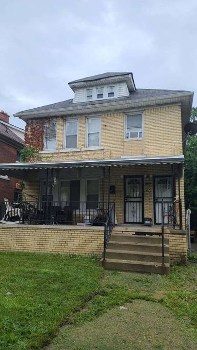 Main picture of 3293 Tyler St