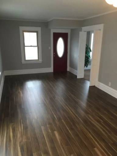 Main picture of 111 Front Ave