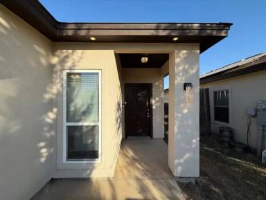 Main picture of 5703 Moses Loop