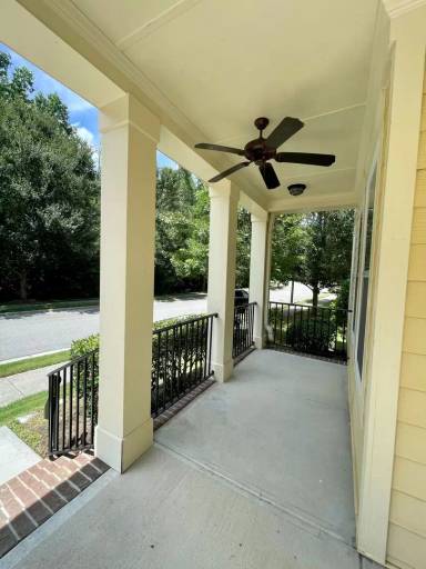 Main picture of 204 Tuckers Pond Dr