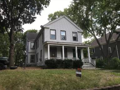 Main picture of 282 Harrison Ave