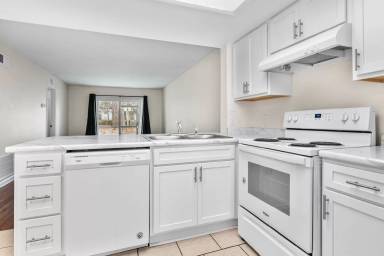 Main picture of Windsor Crossing Apartments