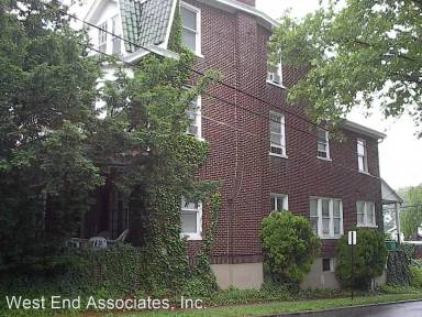 Main picture of 2227 W Liberty St