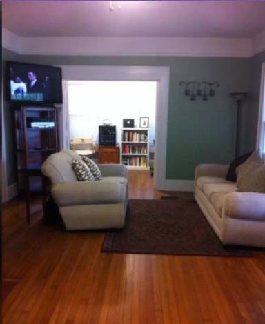 Main picture of 707 E Pine St