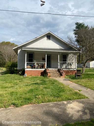 Main picture of 1011 Earl St