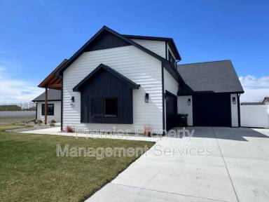 Main picture of 2522 Hunter Hall St