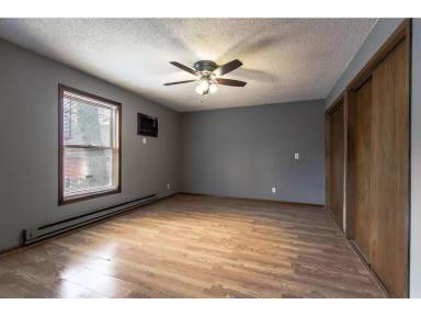 Main picture of 259 Fry St
