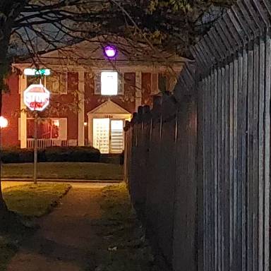 Main picture of 1600 Crest Hill Ave