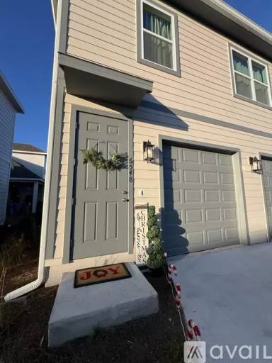 Main picture of 6548 Rover Way