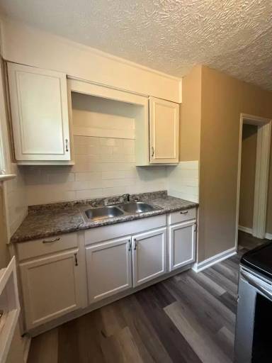 Main picture of 39 Muscogee Dr