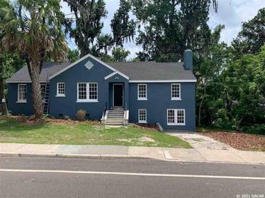 Main picture of 929 SW 13th St