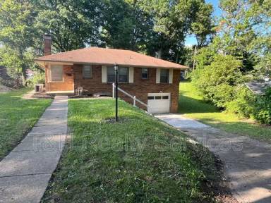 Main picture of 2700 W 11th St