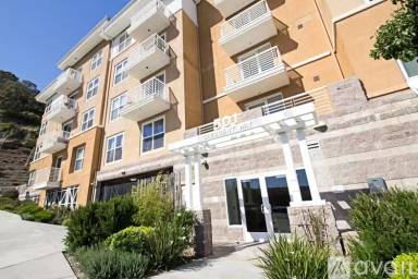 Main picture of 501 Crescent Way