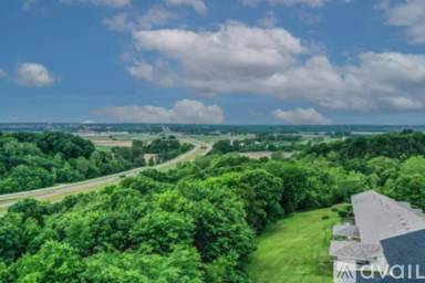 Main picture of 1040 Cinnamon Dr