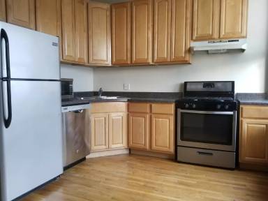 Main picture of 1356 W Barry Ave