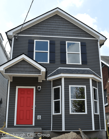 Main picture of 714 E Oak St