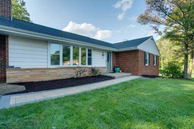 Main picture of 6356 Amherst Ave