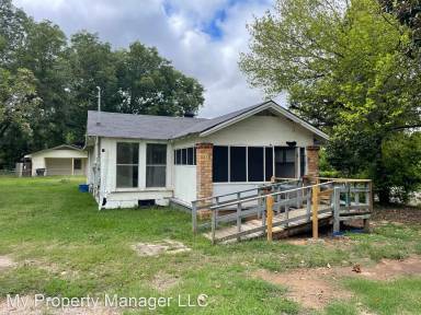 Main picture of 915 Garden St