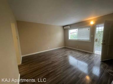 Main picture of 14121 Sylvan St